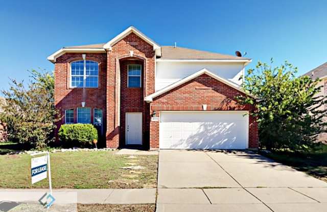 132 Lincoln Lane - 132 Lincoln Lane, Crowley, TX 76036