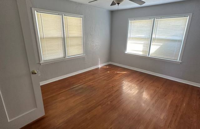 1805 NW Kingsbury Gallery 4