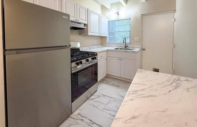 219 NW 3RD Avenue photos photos