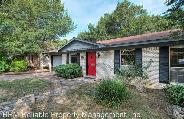 2328 Campden Drive Gallery 3