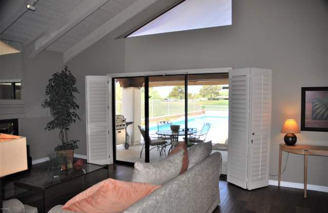 6180 N 28TH Place Gallery 2