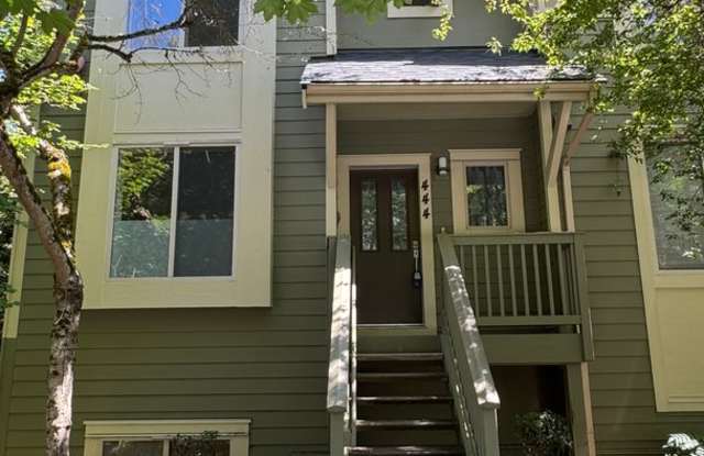 3bd/3ba Issaquah Townhouse photos photos