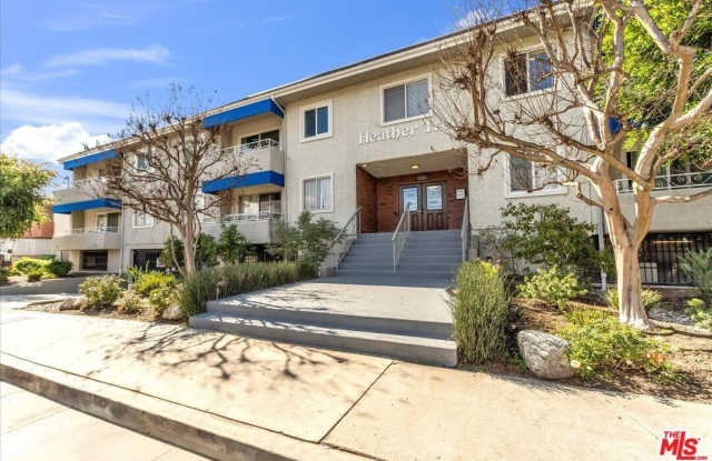5437 Corteen Pl unit: 106 - 5437 Corteen Place, Los Angeles, CA 91607