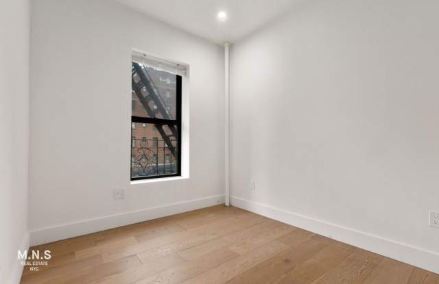 401 East 50th Street Gallery 3