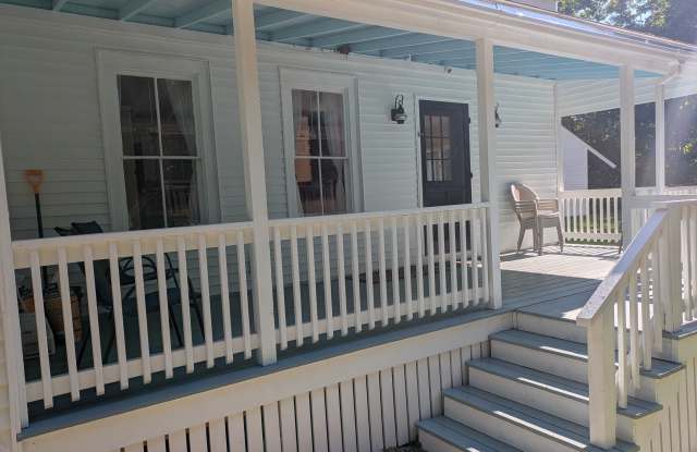 411 River Road Gallery 1