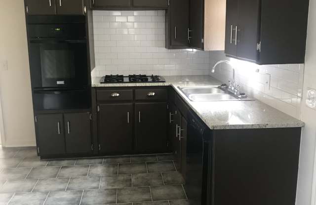 1416 Northeast 39th Street photos photos