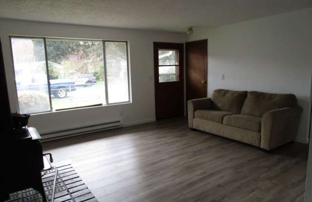 1114 Fidalgo Street Gallery 3