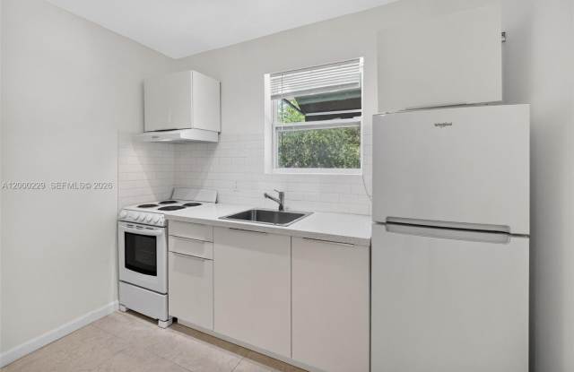 3676 Oak Ave photos photos