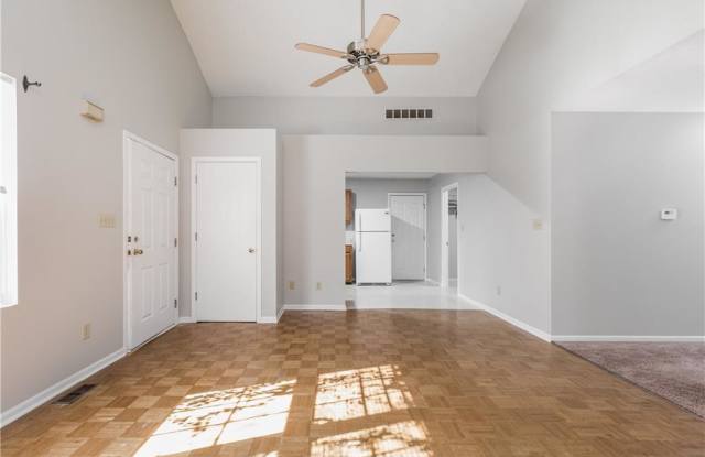 2410 Dell Zell Drive Gallery 2