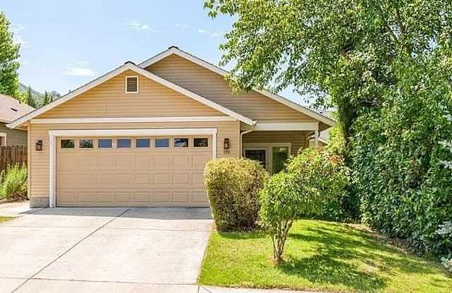 Three bedroom, Two bath home in Ashland. | Available Now - 595 Elizabeth Avenue, Ashland, OR 97520