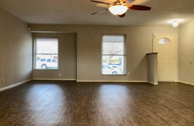 2628 Laramie Street Gallery 4
