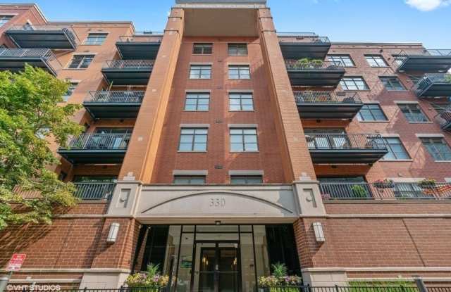 330 N CLINTON Street unit: 603 photos photos