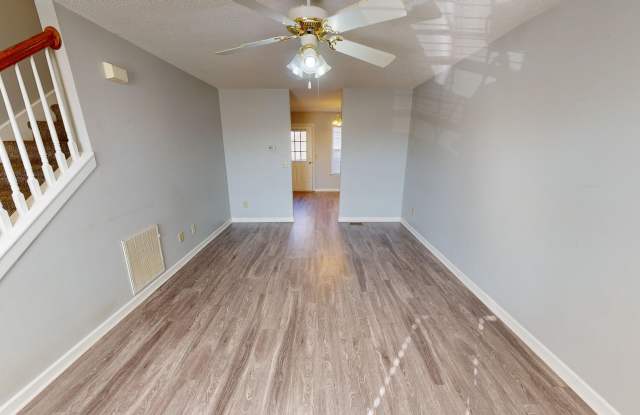 Three Bedroom Spacious Columbia, TN Townhome! Gallery 3