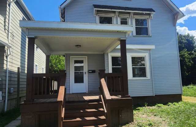 Charming 3-Bedroom Property in Prime Location photos photos