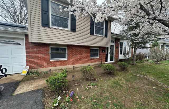 62 LAKEVIEW COURT photos photos