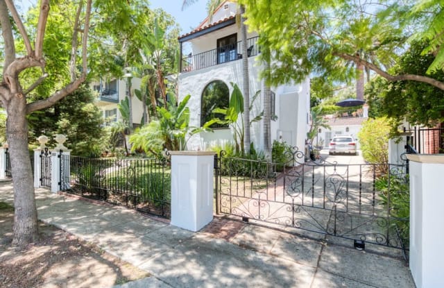 2065 W Silver Lake Dr - 2065 West Silver Lake Drive, Los Angeles, CA 90039