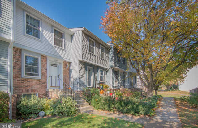 2858 NEW PROVIDENCE COURT - 2858 New Providence Court, West Falls Church, VA 22042