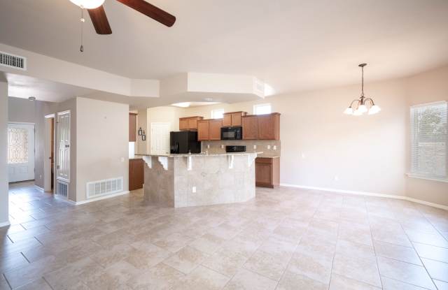 1648 ROCK DOVE Lane Gallery 4