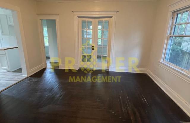 Spacious 5 Bedroom Home in a Prime Dayton Location! photos photos