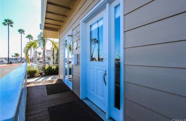 54 Beach Drive Gallery 3