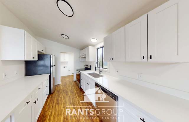 Fully remodeled 2 Bedroom, 2 Bath rambler! Huge Fenced Yard! photos photos