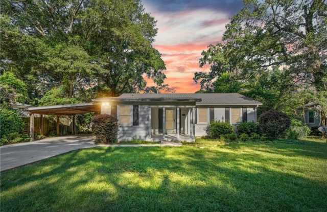 315 Azalea Circle W photos photos