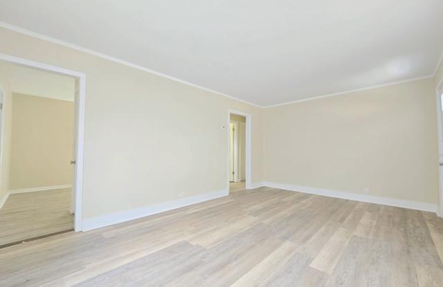 2106 Elwood - South Bend Gallery 4