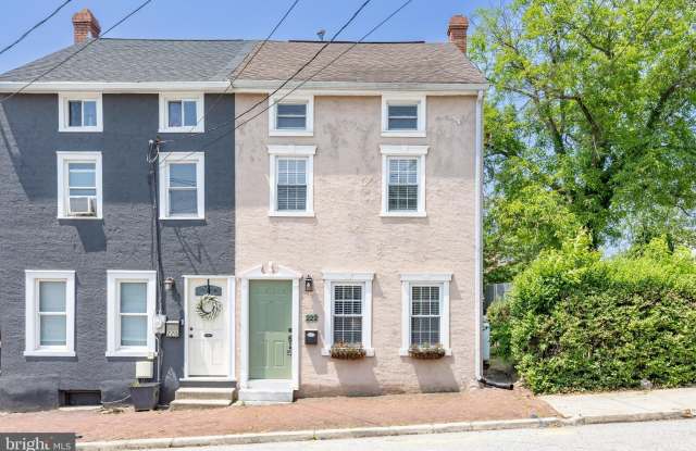 222 ANN STREET photos photos