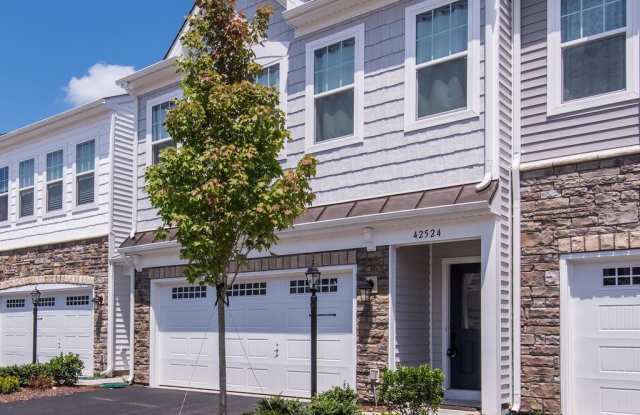42524 BENFOLD SQUARE Gallery 4