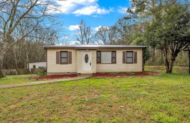 Love Where You Live — Updated 3BR Home in Childersburg! - 101 8th Street Northeast, Childersburg, AL 35044