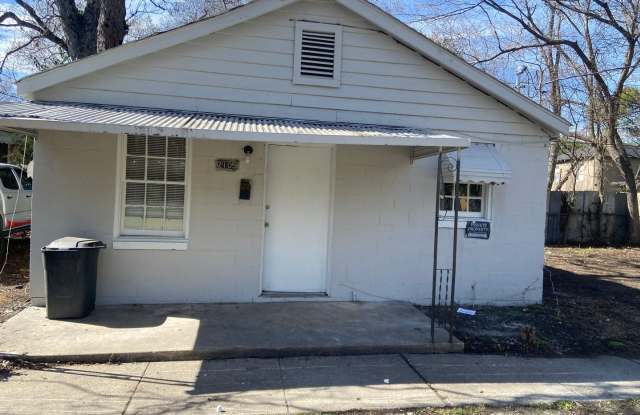 **AVAILABLE NOW** 1 Bedroom / 1 Bathroom Home for Rent in Columbus*** photos photos