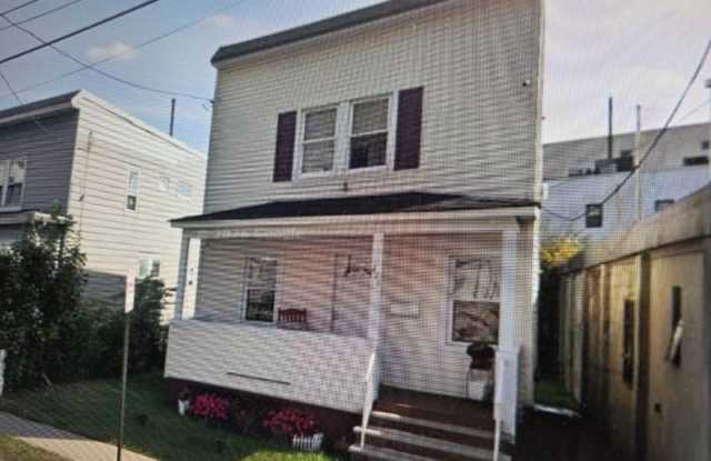 426 Tompkins St photos photos