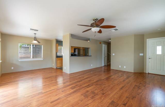 Beautiful & Quiet Ocean View Makakilo Single Family Residence Gallery 3