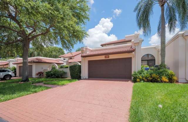 9318 NW 50th Doral Cir photos photos