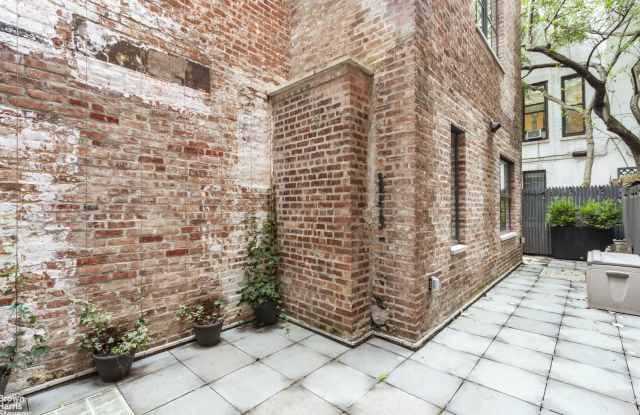 48 West 75th Street Gallery 3