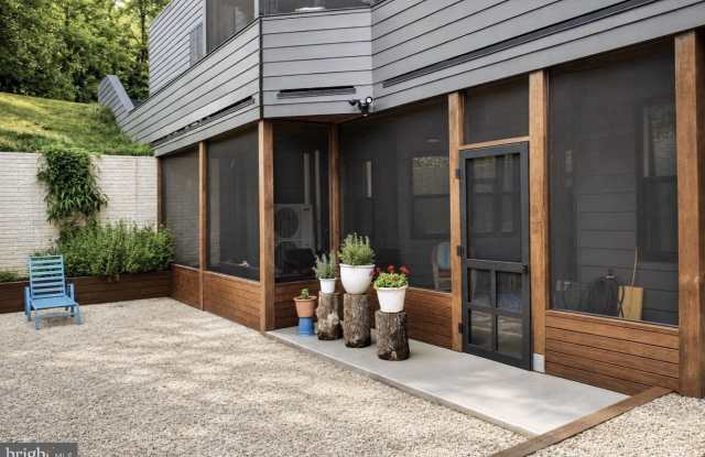 6325 JOHENSU Drive Gallery 2