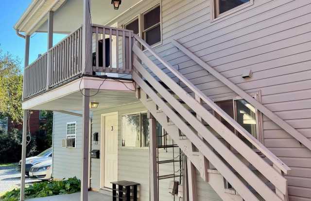 360 W PATRICK Street unit: Apt 4 photos photos