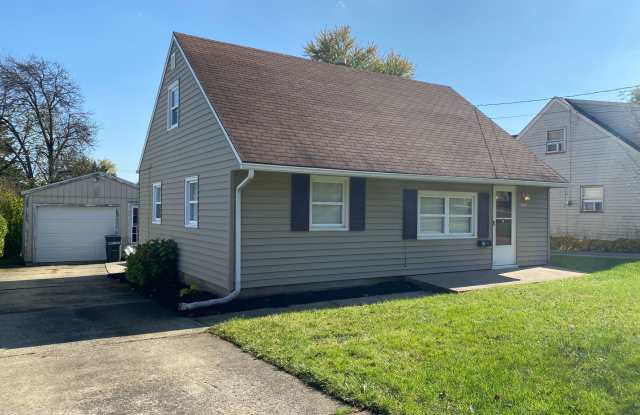 243 S. Roanoke photos photos