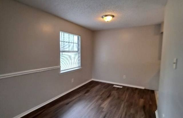 3785 Walsingham Dr Gallery 4