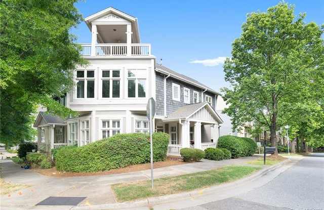 946 Garden District Drive Gallery 2