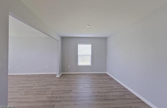 1010 Kaye Street E Gallery 2