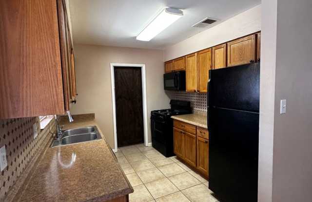 3 Bedroom 2 Bathroom Home Gallery 4