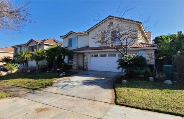 2563 Gilbert Avenue photos photos