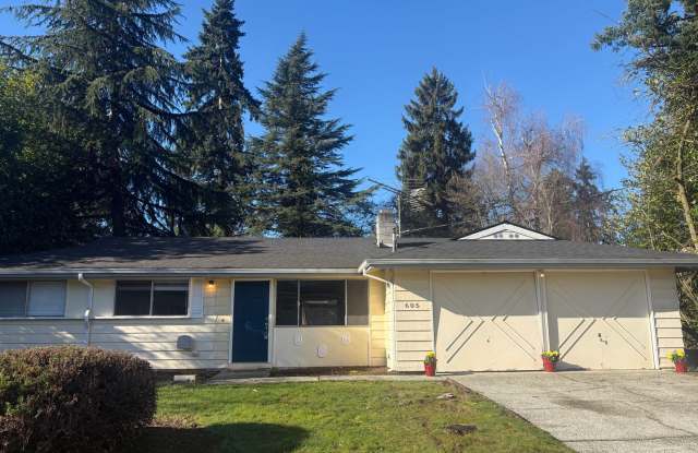 4 Bedroom 1.5 Bathroom House In Bellevue Lake Hills photos photos