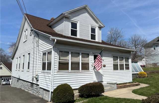 222 Chipman Street Extension photos photos