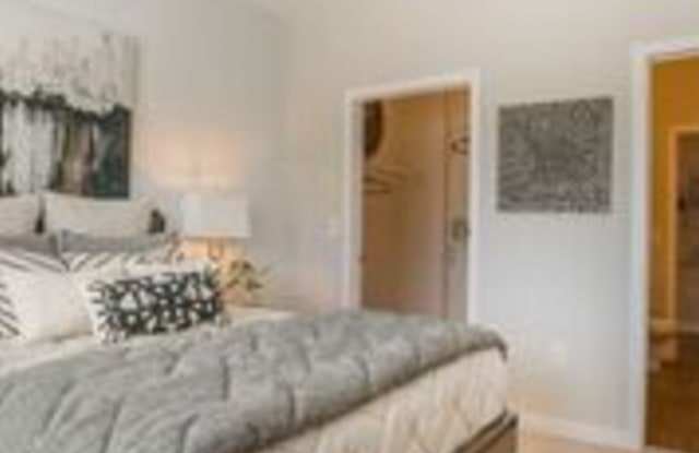 7304 Brice Knoll Lane Gallery 4