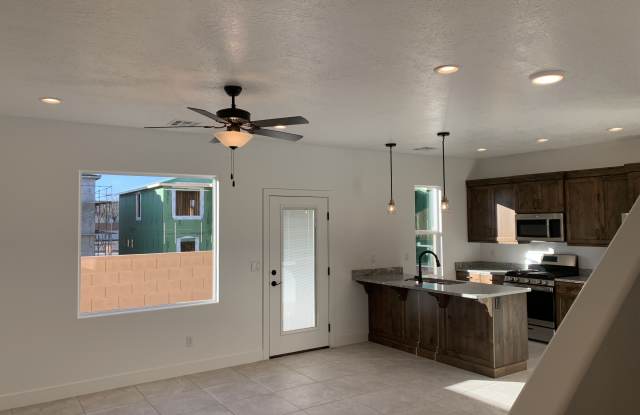 296 N 2470 W photos photos