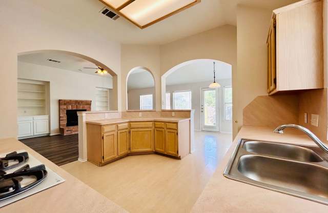 18001 Woorley Dr 78660 | 3 Bed 2 Bedroom 2 Car Garage  Jacuzzi master tub! $1995 photos photos