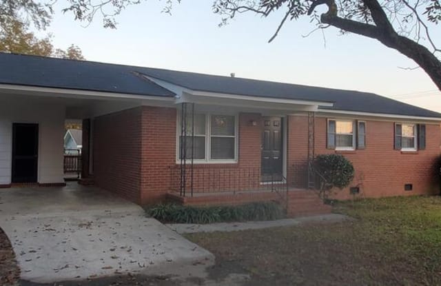 100 Davis Drive - 100 Davis Drive, Centerville, GA 31028