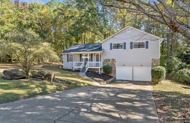 4041 Woodbridge Court Gallery 3